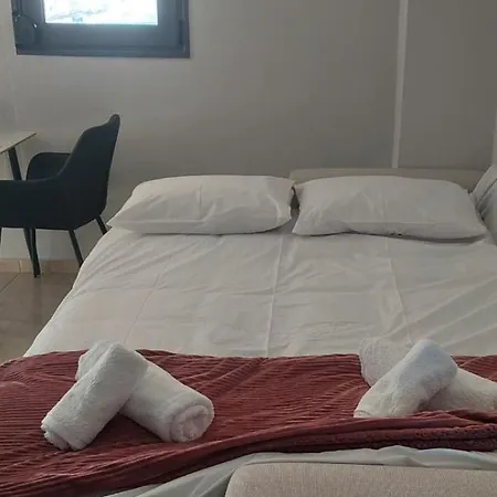 Clock Tower View Apartment *